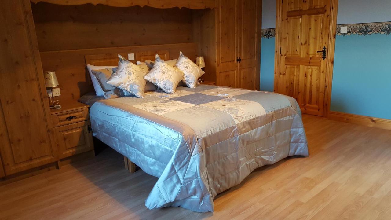 Leroy'S Lodge Headford Екстериор снимка